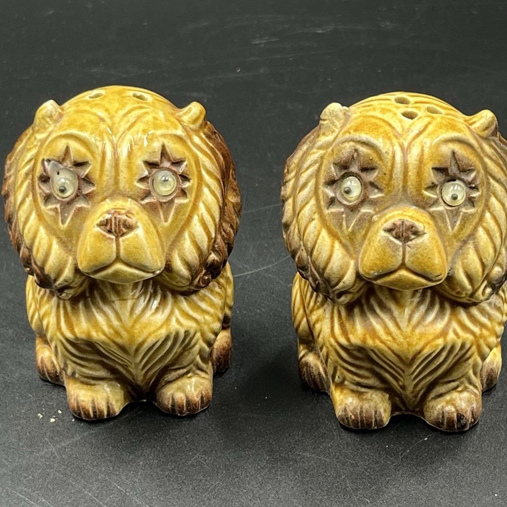 Japanese Vintage Foo‎ Dog Salt & Pepper Shakers Google Eyes Kitschy Decor 70s
